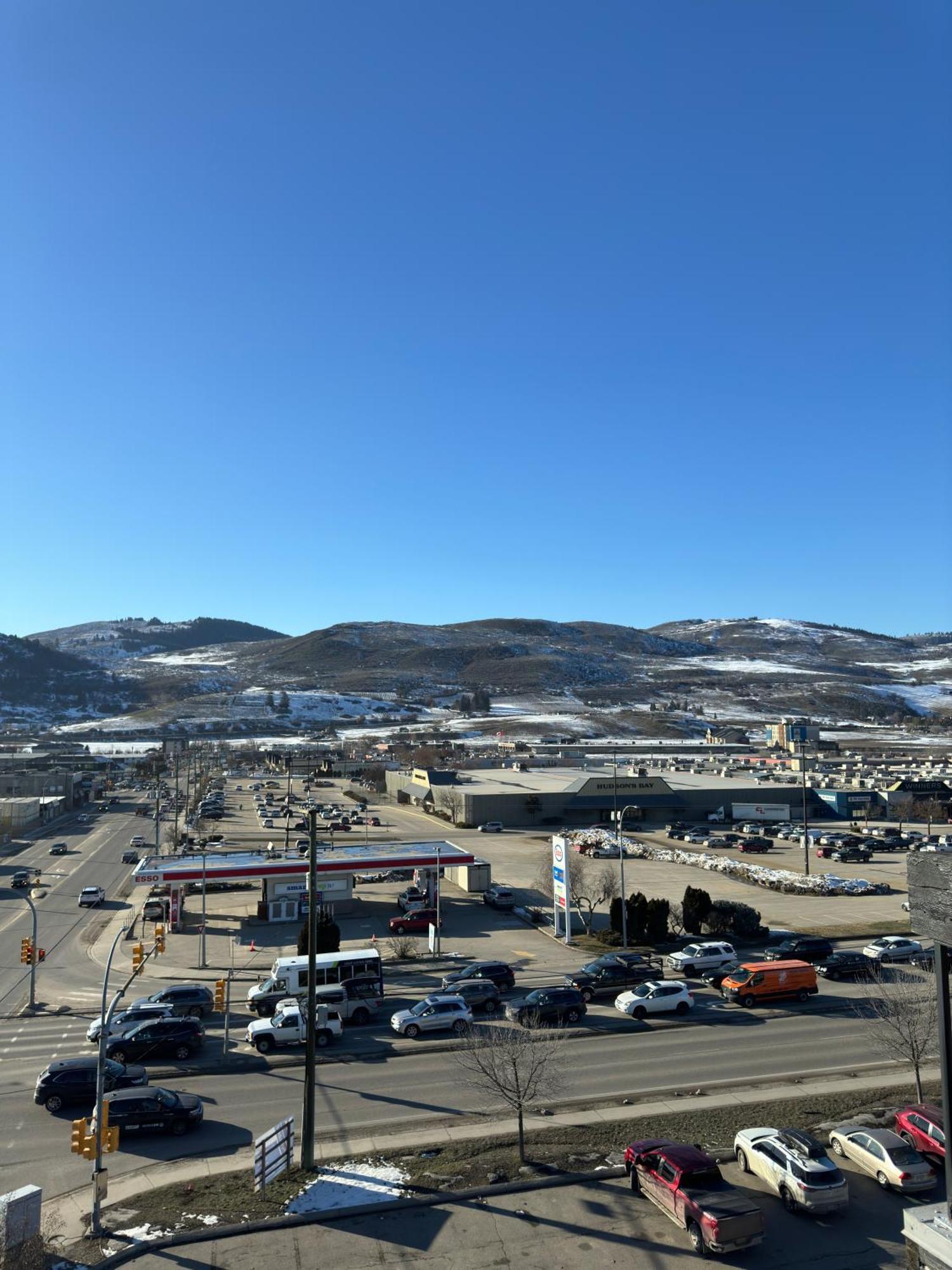 Divya Sutra Plaza And Conference Centre, Vernon, Bc Экстерьер фото