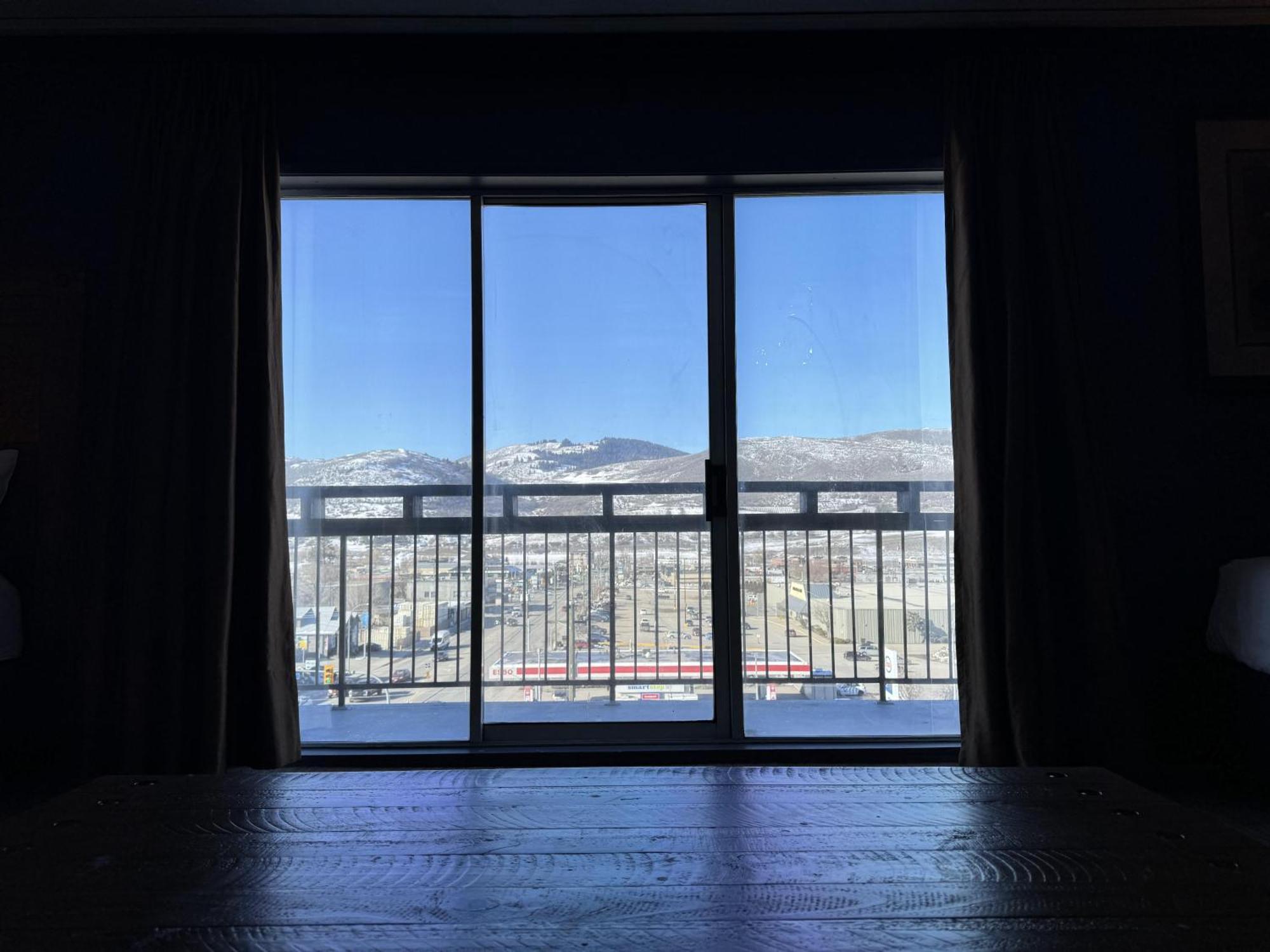 Divya Sutra Plaza And Conference Centre, Vernon, Bc Экстерьер фото